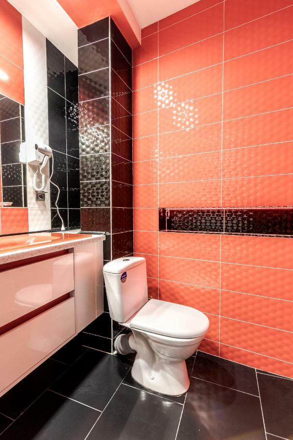 Balabana Red Apartment Lviv Dış mekan fotoğraf