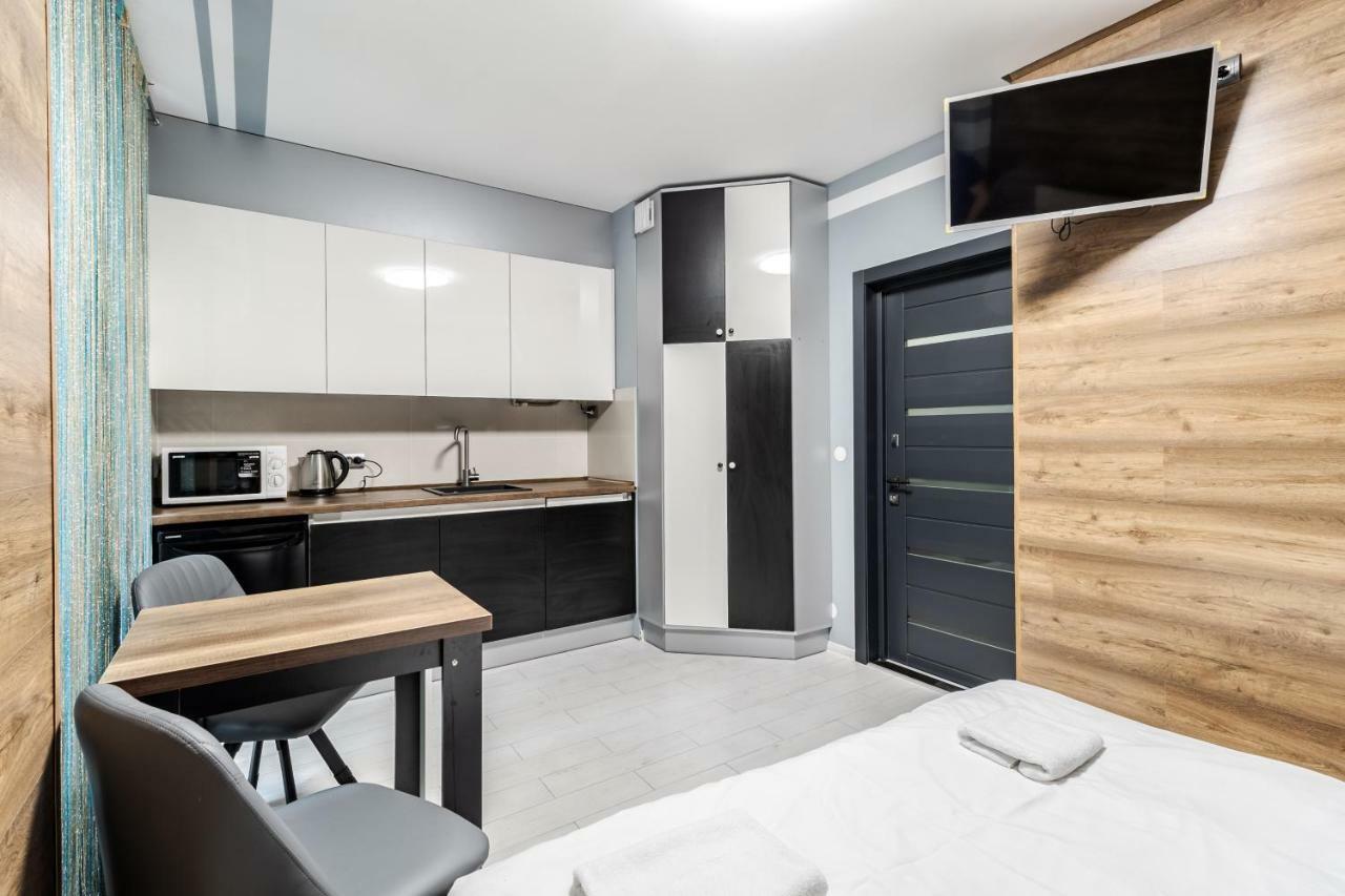 Balabana Red Apartment Lviv Dış mekan fotoğraf
